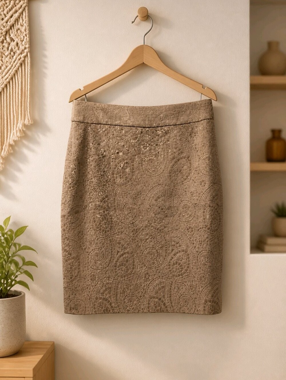 Banana Republic Warm Golden Textured Pencil Mini Skirt Sz 8